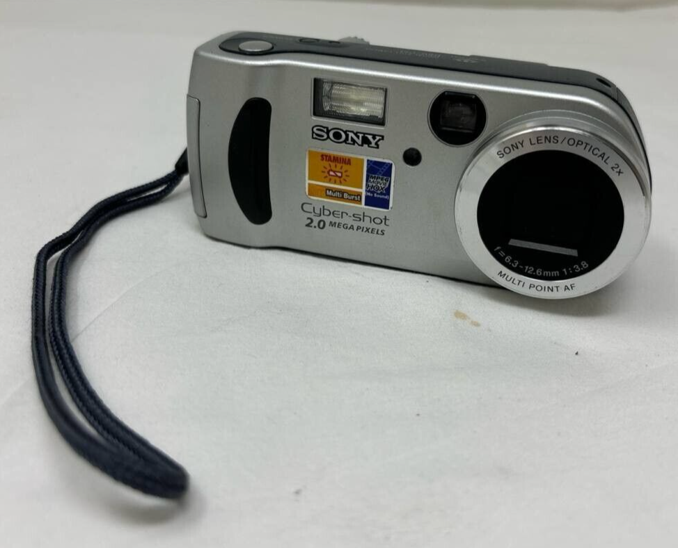 Sony Cyber Shot DSC-P51 Digital Camera Compact 2.0 MP 2x Optical Zoom Silver