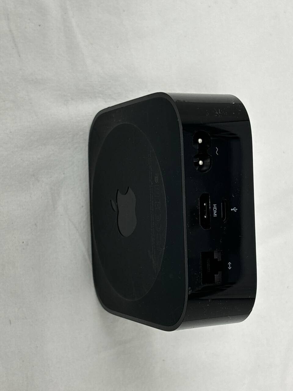 Apple TV 4th Generation 32GB HD 1080p A1625 WiFi Media Streamer Device Only