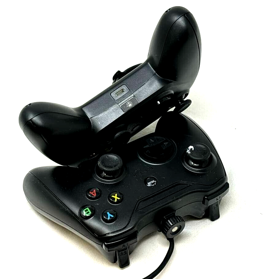 Rotor Riot Gamepad Controller for iPhone 12 13 14 Lightning Connector Black