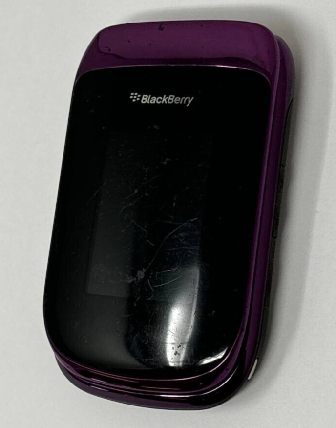 Blackberry Style 9670 Sprint Smartphone Rare Flip Phone QWERTY 5MP Purple READ