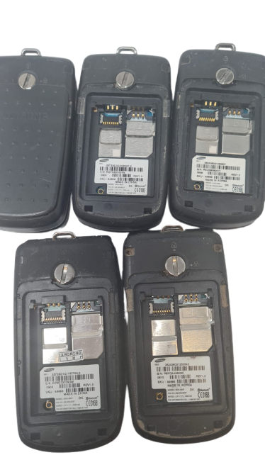 5 Lot Samgung Rugby SGH-A837 Flip Phone Used Power Up Good LCD AT&T Wholesale