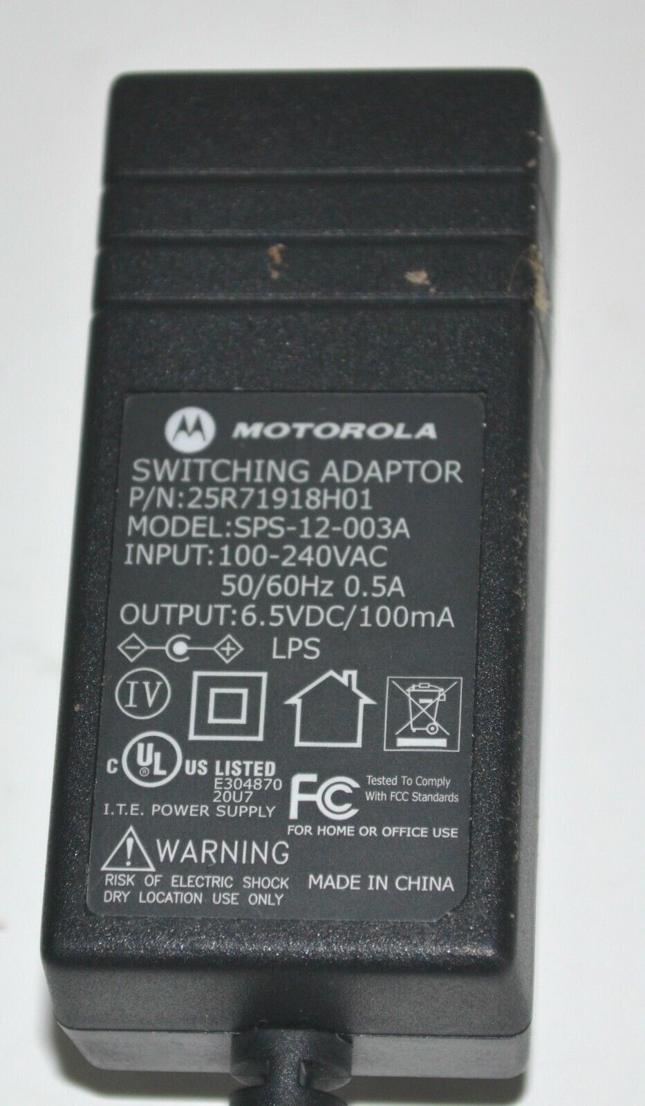 Motorola Switching Power Charger 25R71918H01 for Minitor II III IV Radio