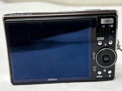 Nikon Coolpix Digital Camera S50 7.2MP 3x Optical Vibration Reduction Zoom Black