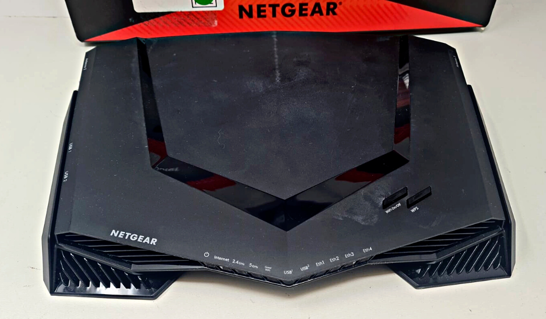Netgear Nighthawk XR500 Pro Gaming Dual Band WiFi Router Device Only OEM